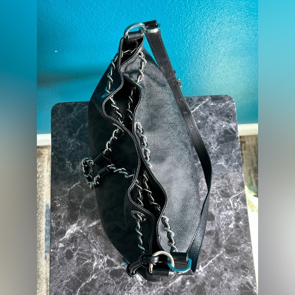 Michael Kors Frankie Signature Leather Drawstring Woven Chain Bucket Bag Purse - Picture 6 of 11